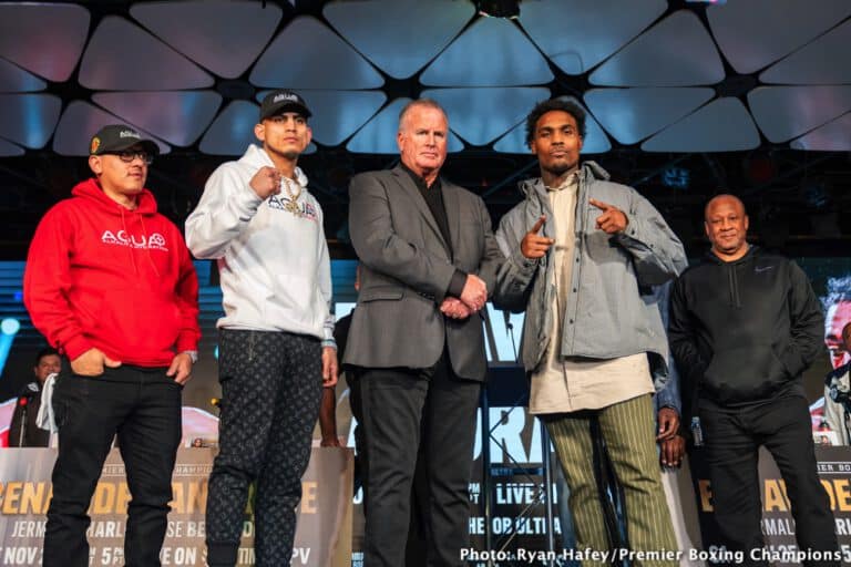 Jose Benavidez Sr. hoping Jermall Charlo comes in on weight