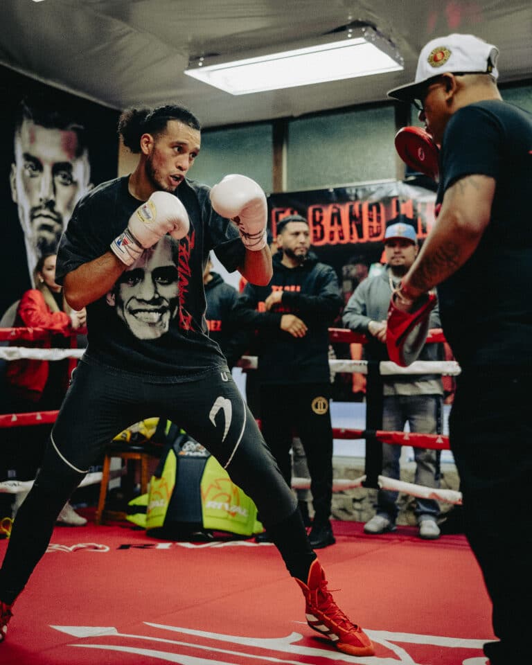 David Benavidez predicting knockout of Demetrius Andrade