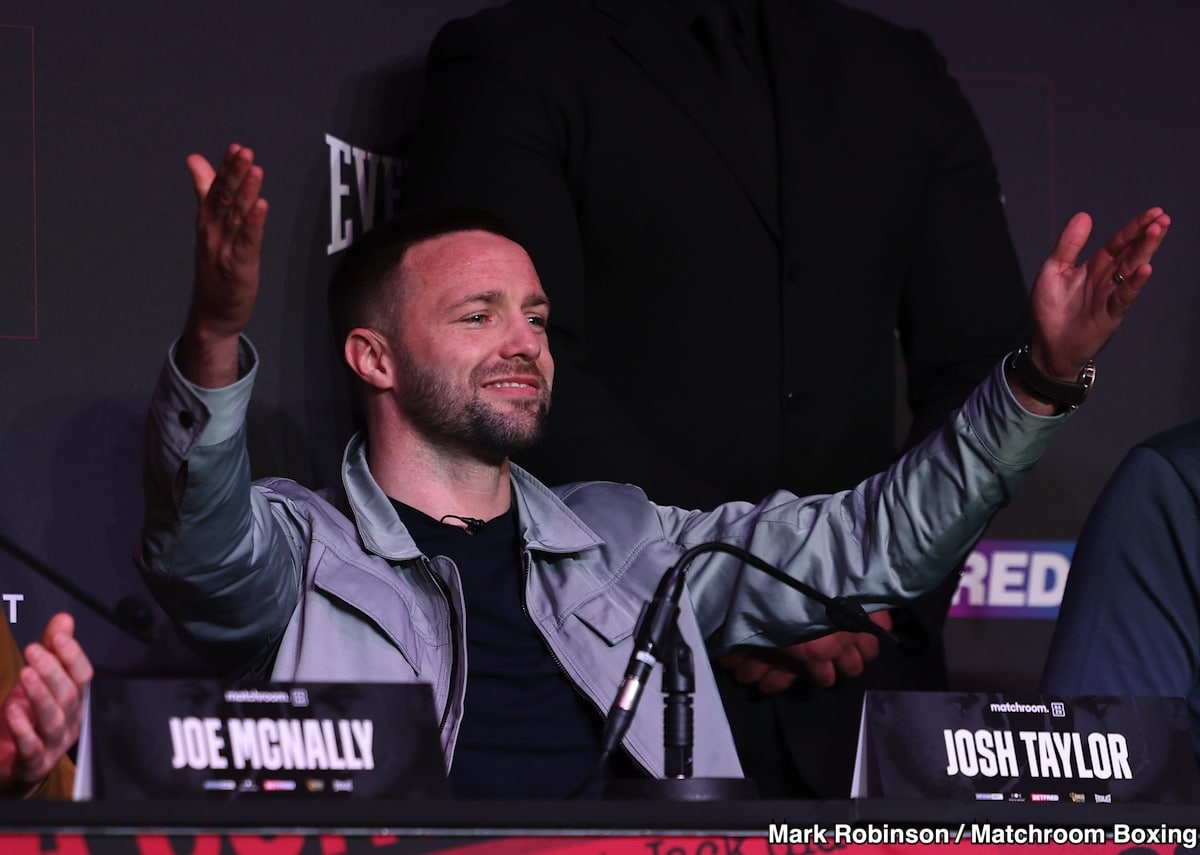 Josh Taylor Mocks Catterall with "Crayon" Gift