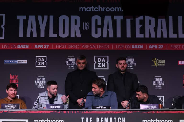 Taylor Mocks Catterall with "Crayon" Gift