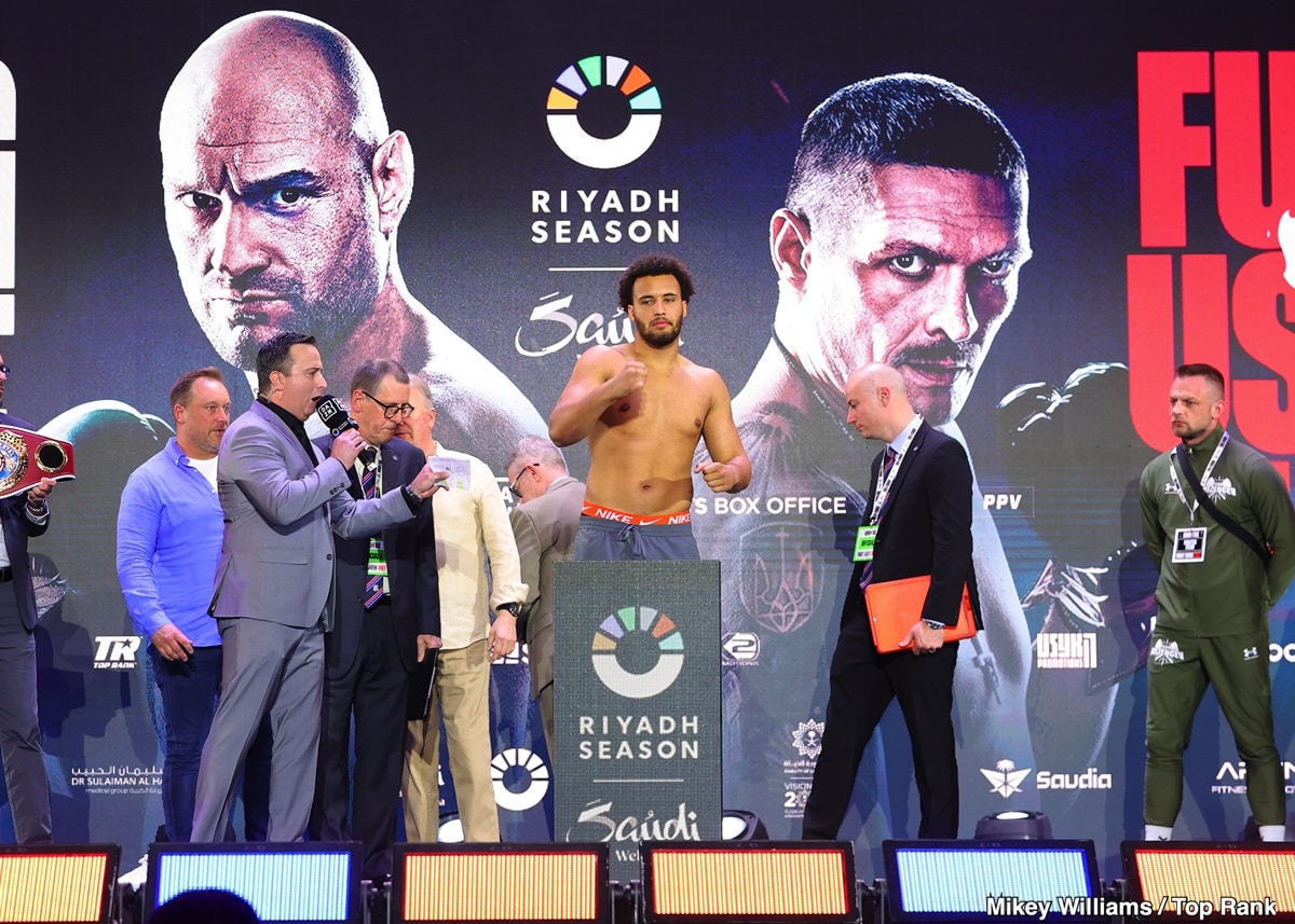 The Official Weights Are In: Tyson Fury 262 Pounds, Oleksandr Usyk 223.5 Pounds