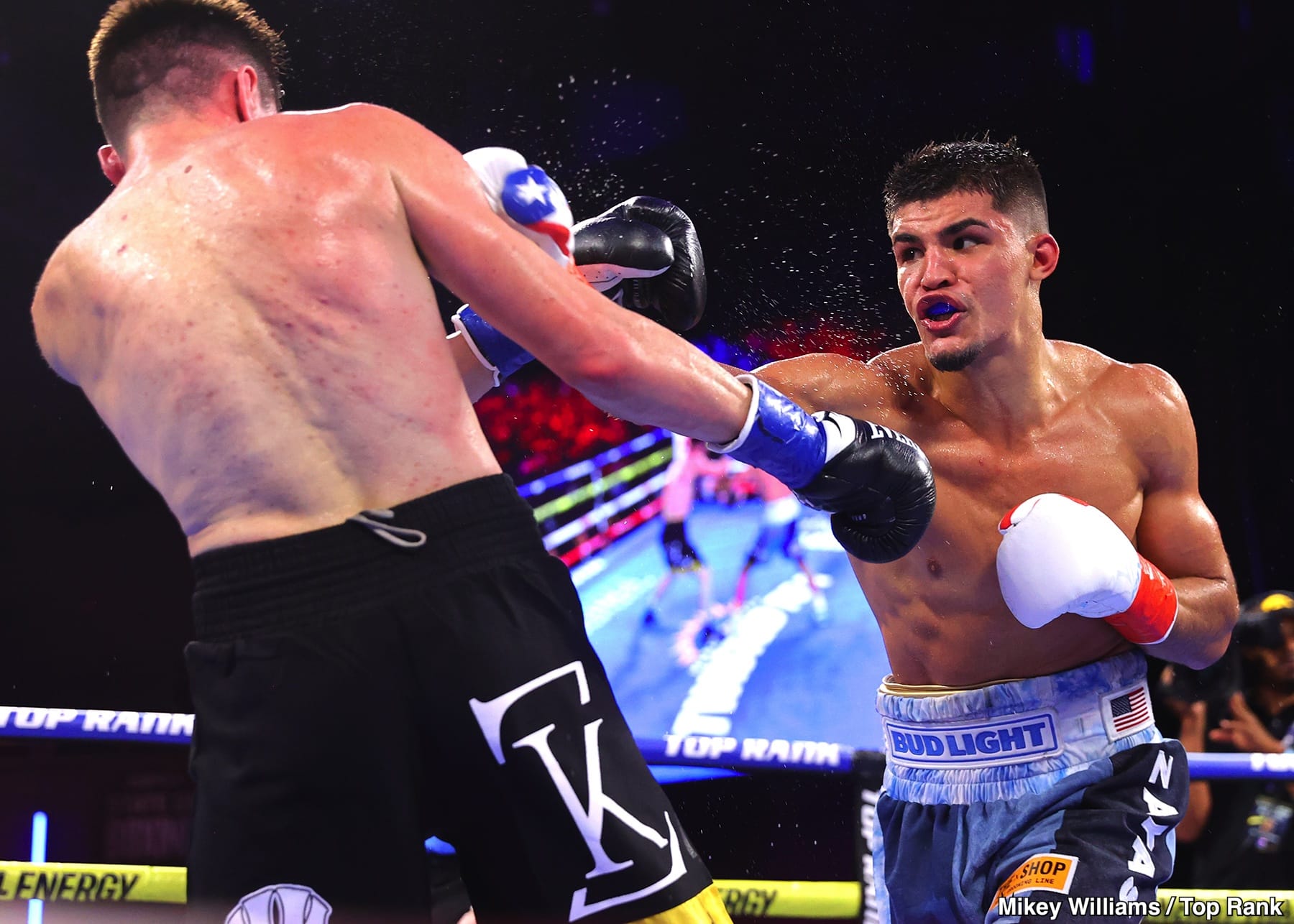 Xander Zayas Defeats Patrick Teixeira in Lackluster Affair - Boxing Results