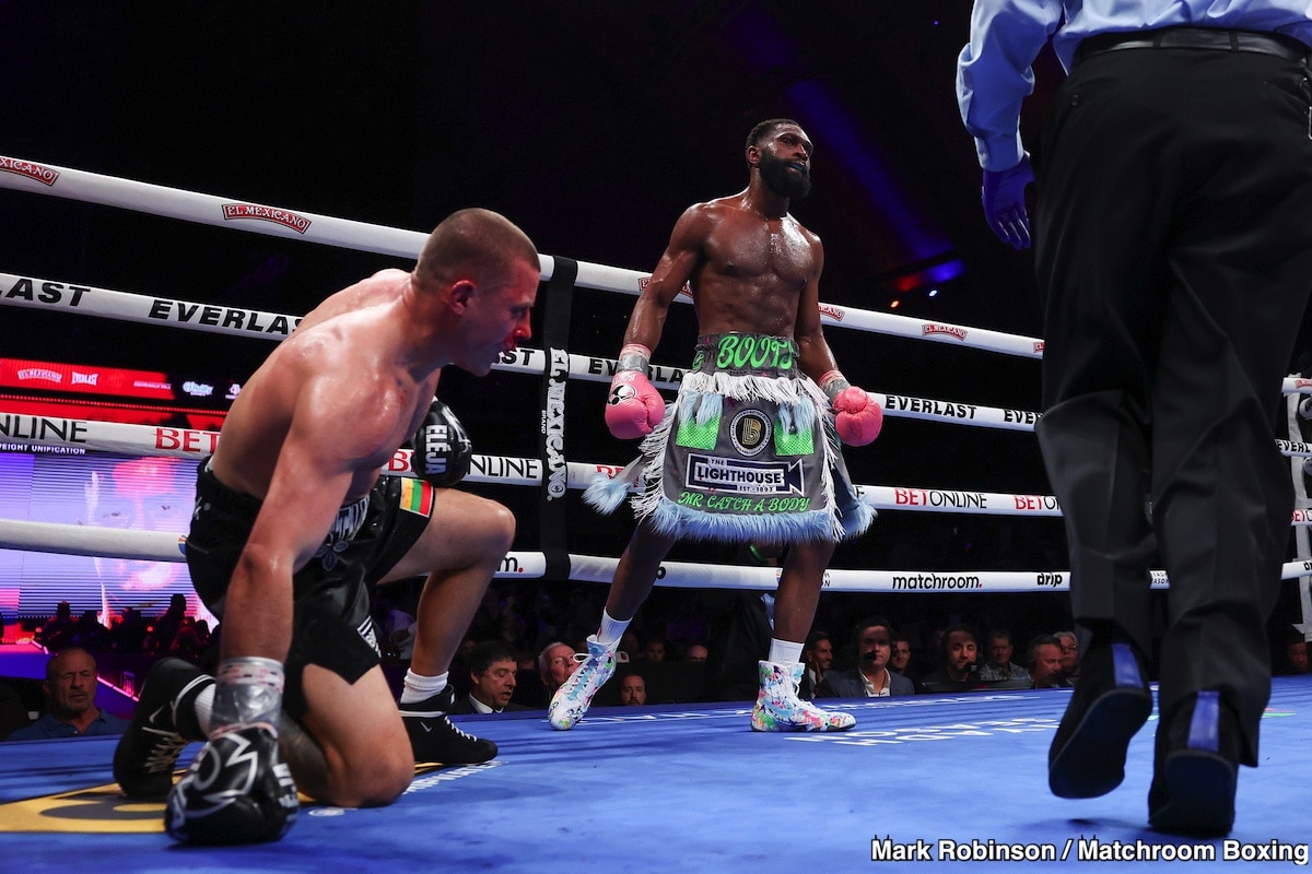 'Like a Cat with a Mouse': Ennis Toyed with Stanionis Before Sixth-Round Stoppage in Unification