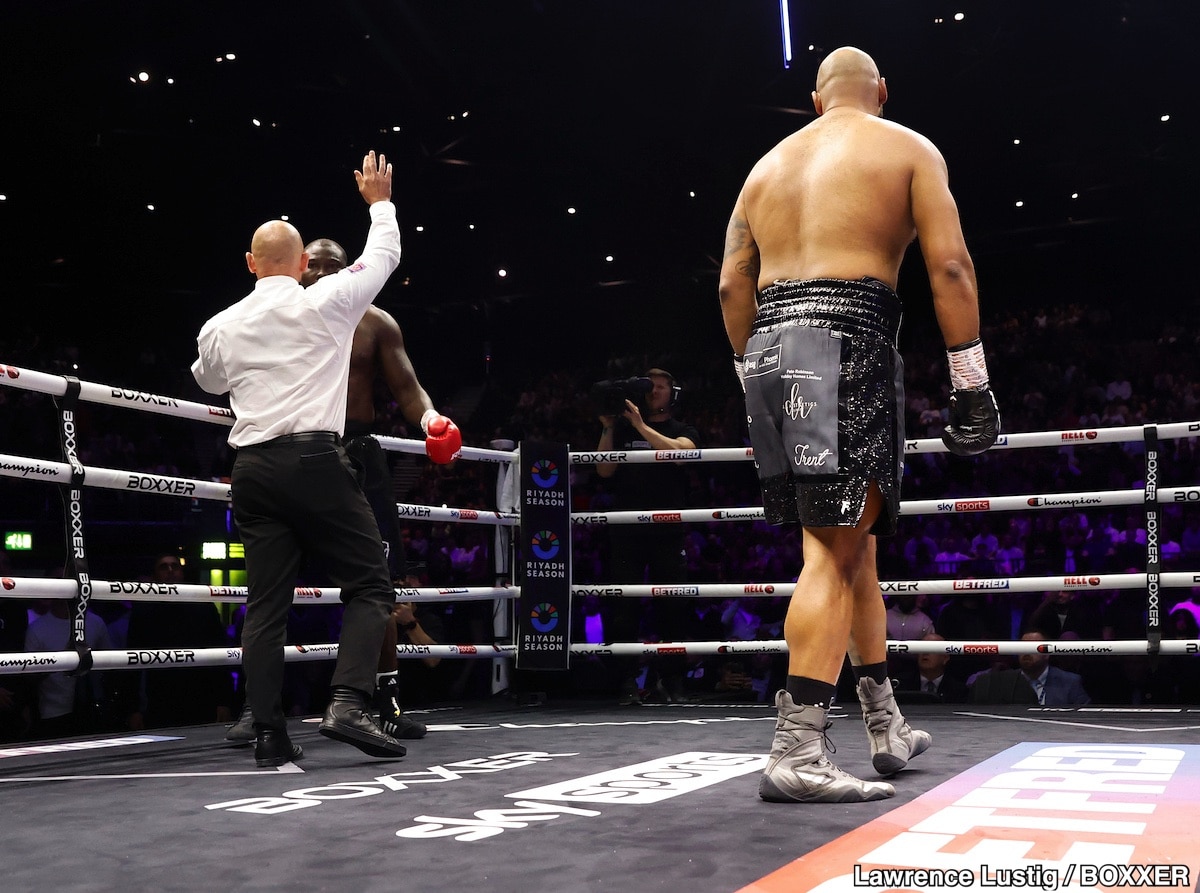 Frazer Clarke Obliterates Tetteh – Chaos Breaks Out As Tetteh Grabs Referee After KO Loss
