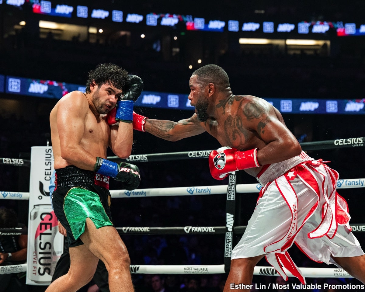 Gilberto Ramirez Beats Dorticos in Tough Fight, Wants Opetaia Next