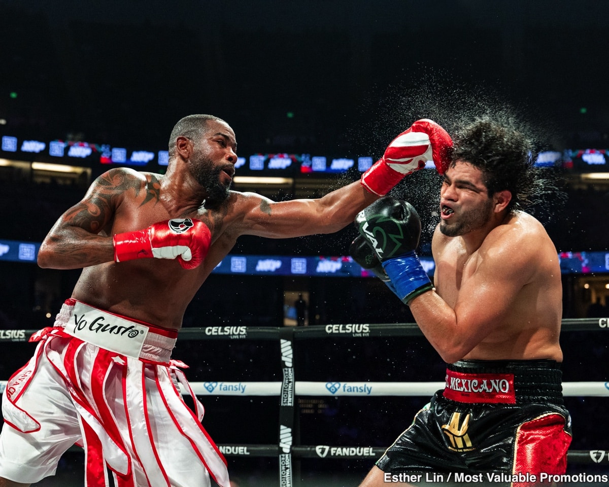 Gilberto Ramirez Beats Dorticos in Tough Fight, Wants Opetaia Next