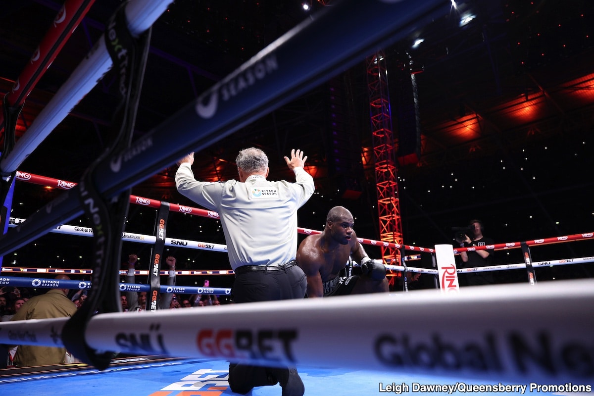 Usyk Claims Undisputed Throne, Crushing Daniel Dubois in a Fifth Round KO - Boxing Results