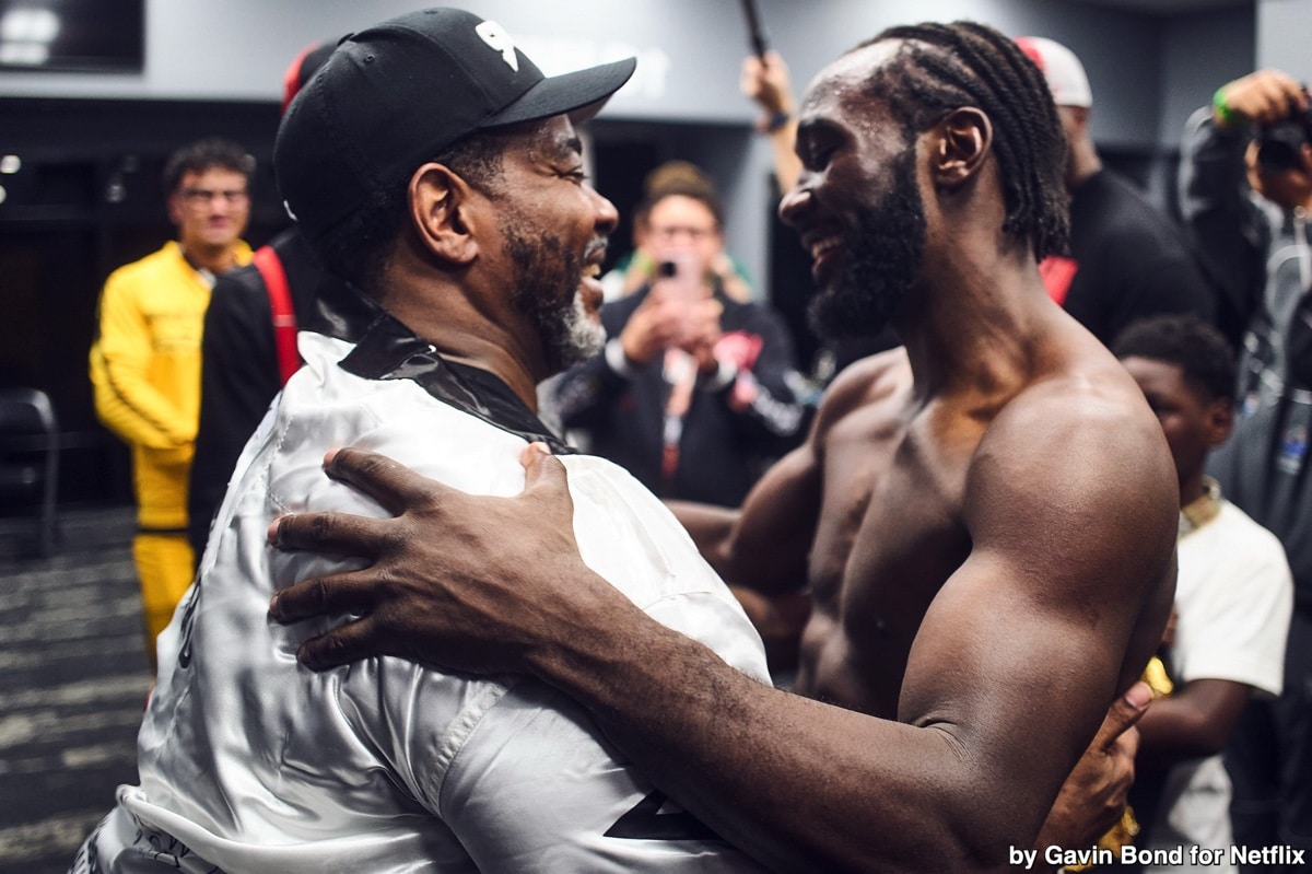 Crawford's Trainer BoMac Puts an End to Benavidez Fight Rumors