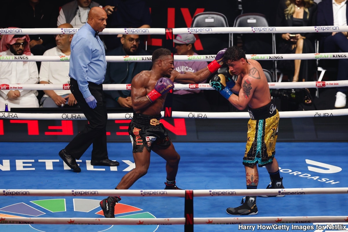 Christian Mbilli, Lester Martinez Fight To A War-Draw - Boxing Results