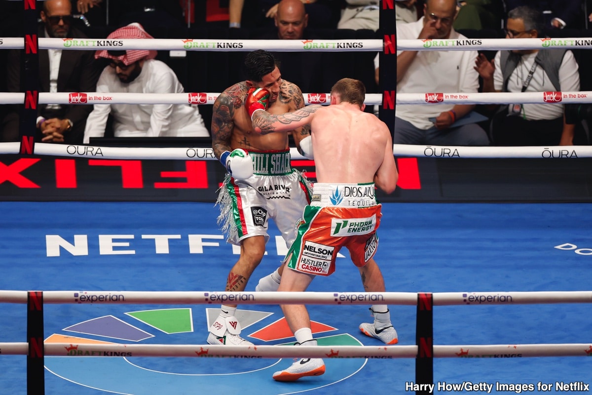 Oscar De La Hoya Believes The Canelo-Crawford Undercard Was a Wasted Opportunity and Recommends Firing the Matchmaker