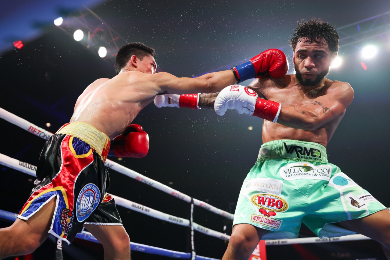 Oscar Collazo Retains Title After Jayson Vayson's Corner Mysteriously Halts Competitive Bout - Boxing Results