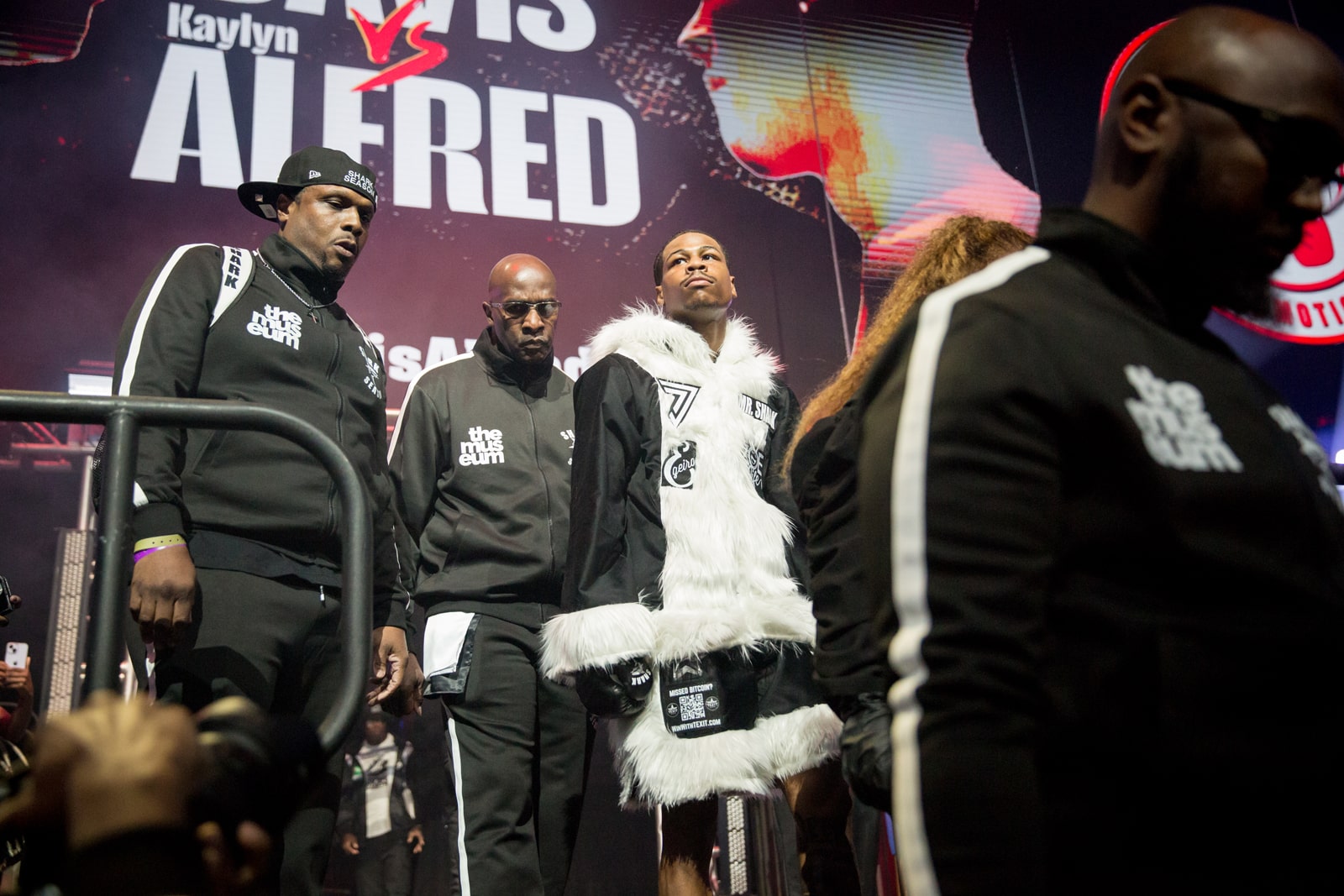 Deric “Scooter” Davis Shines on Jeter Promotions Card Full of Prospects, KOs, and upsets – Haney, Rodriguez, Benavidez, Fox, Langer, Turner, Photos, More!