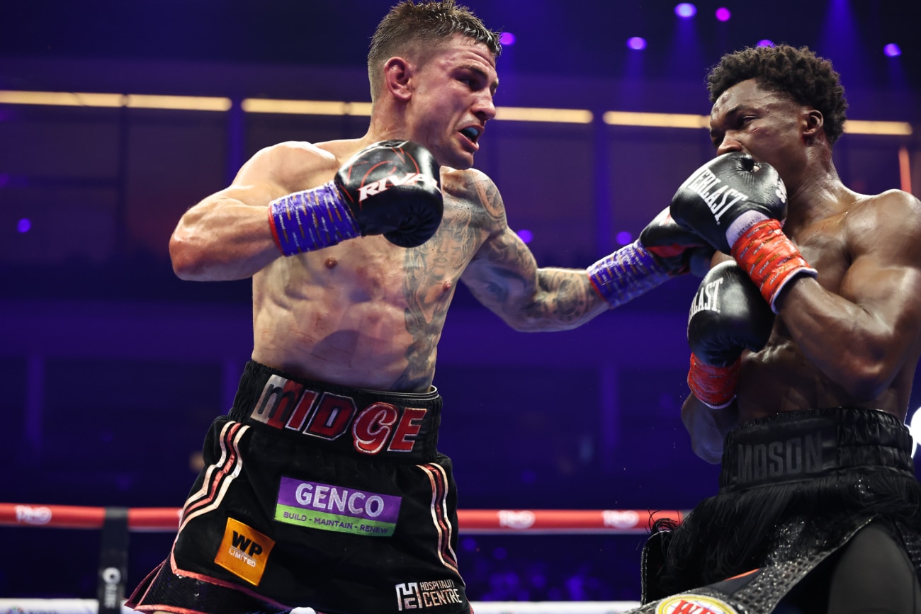 Abdullah Mason Survives a Blood-and-Bruises Shootout With Sam Noakes After Failing to Force the KO, Grinding Out a Hard 12-Round Win — boxing results