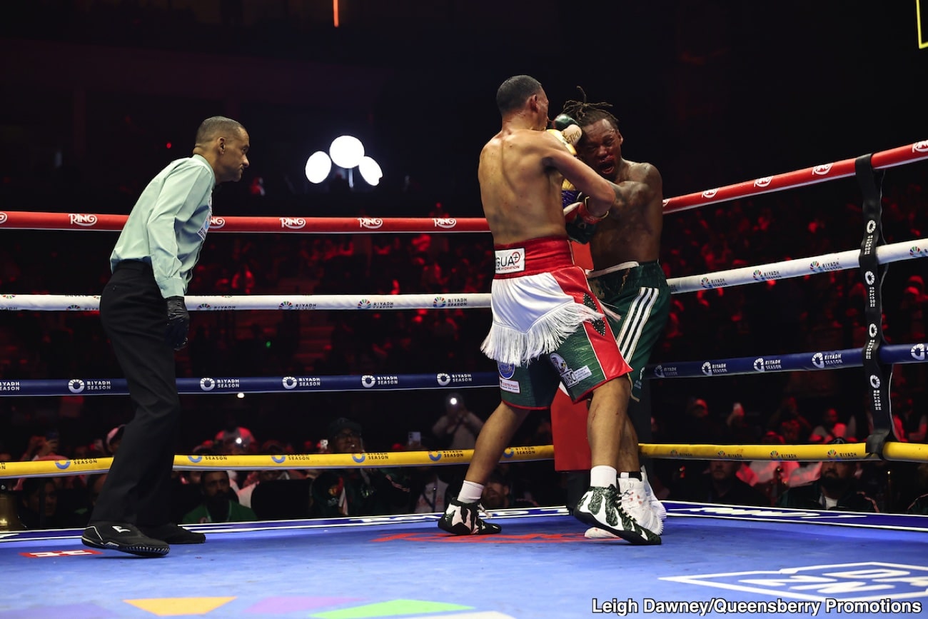 Benavidez Unsure About Staying at Cruiserweight After Zurdo