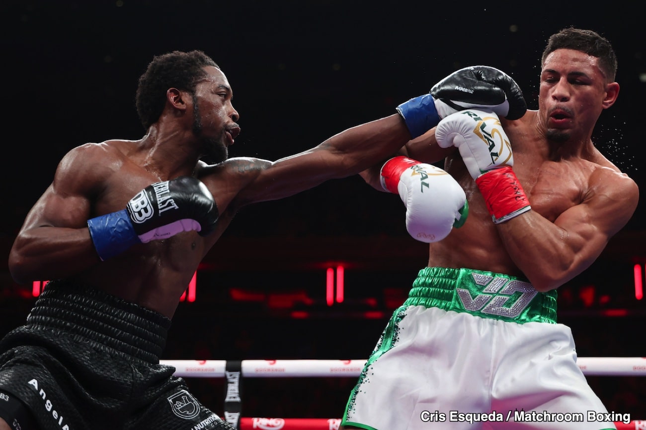 Keyshawn Davis Ends It Late - Boxing Results