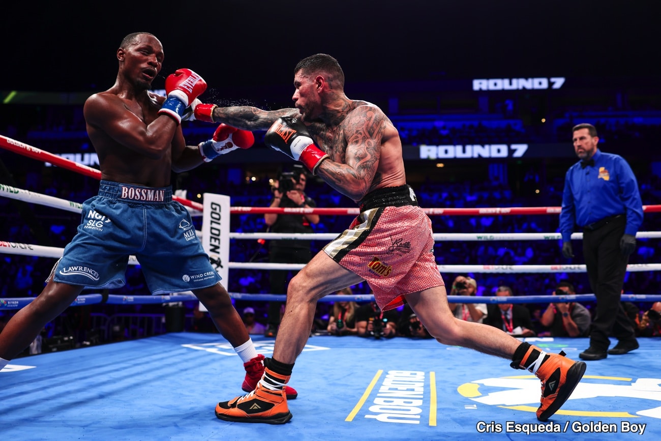 Arnold Barboza Jr. wins decision over Kenneth Sims Jr. in welterweight main event