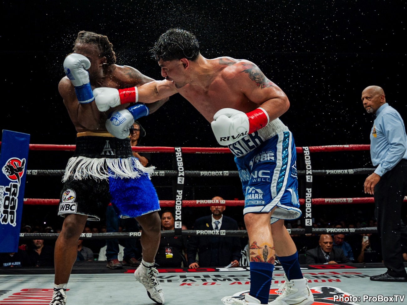 Lester Martinez Outpoints Immanuwel Aleem, Wins WBC Interim Title