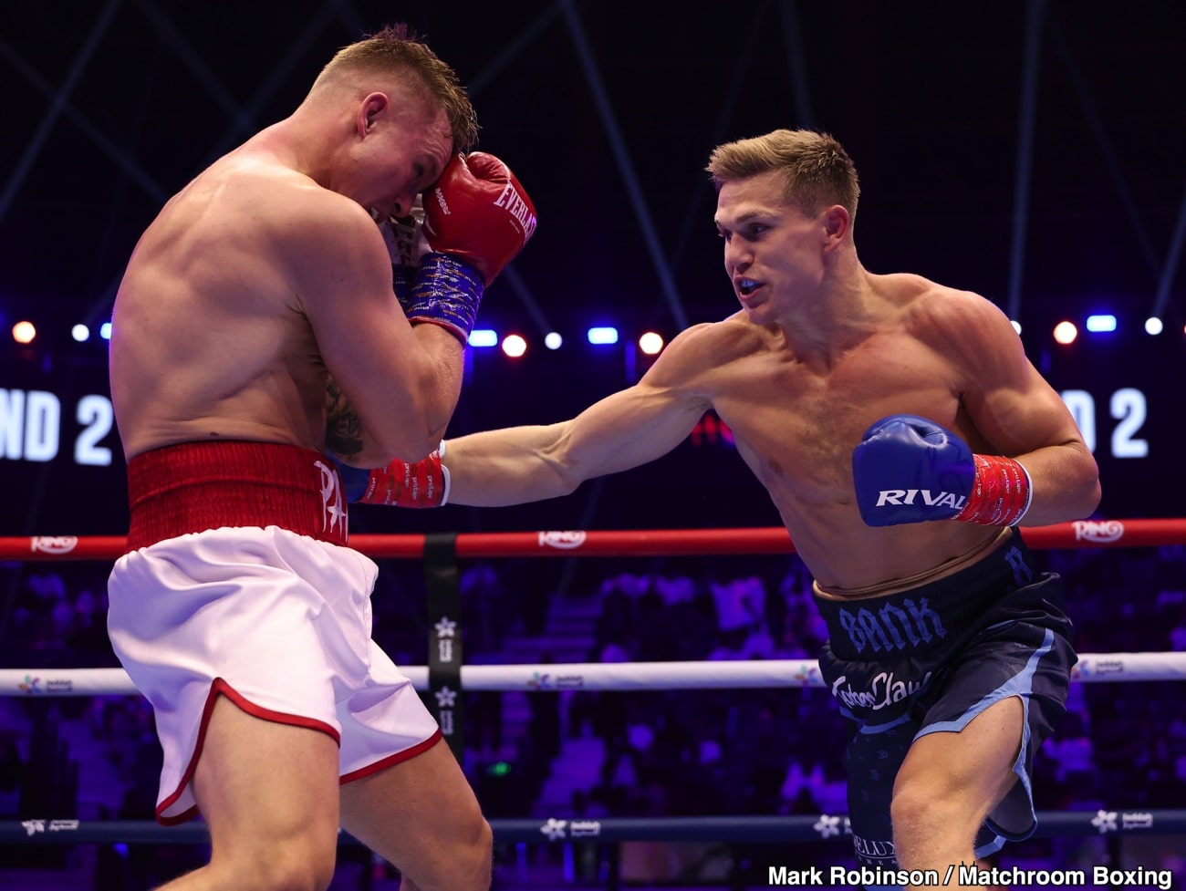 Jacob Bank Shuts Out Pawel August Over Eight Rounds