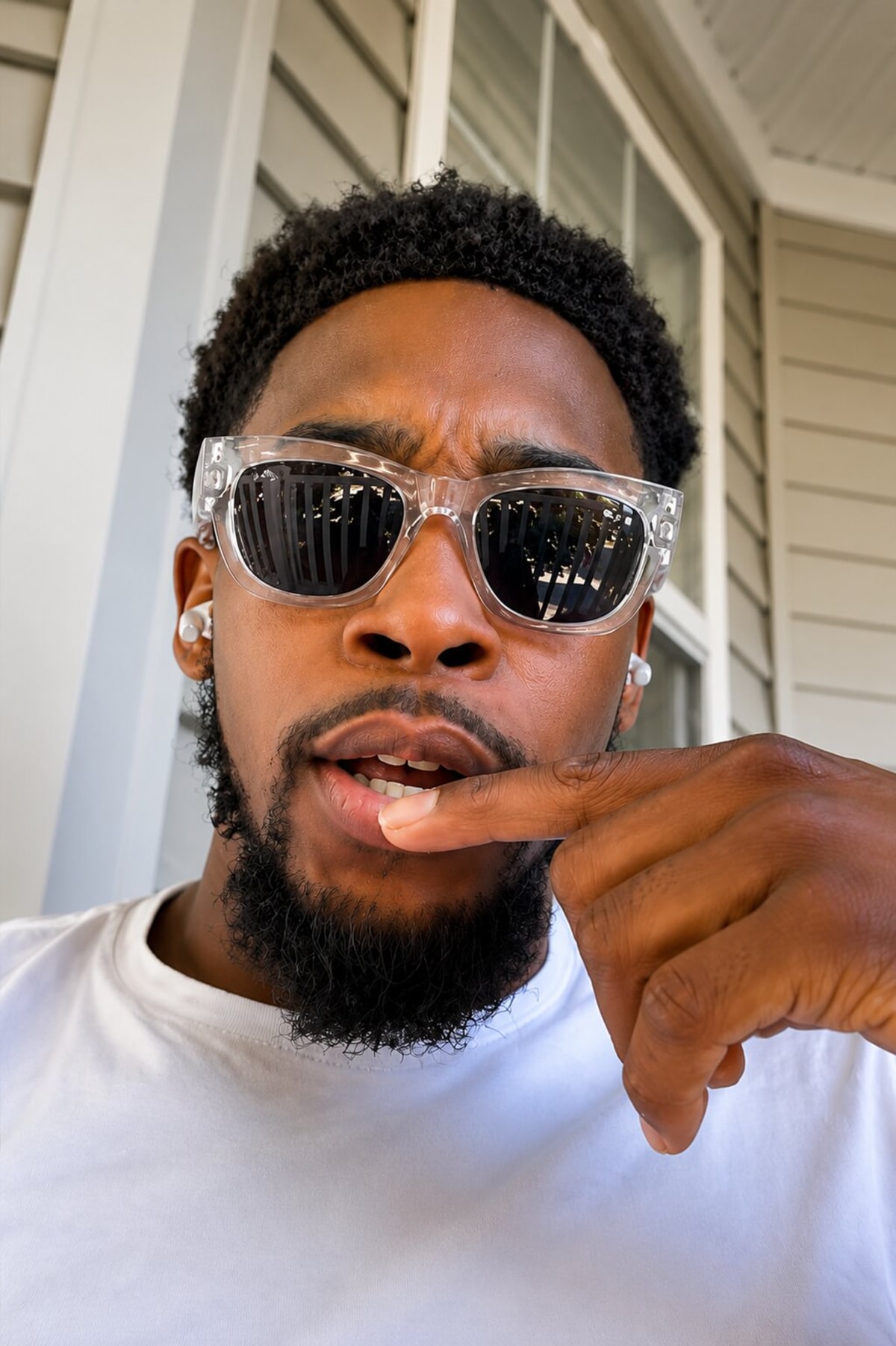 Keyshawn Davis Fires Back at Bill Haney Before Purse Bid