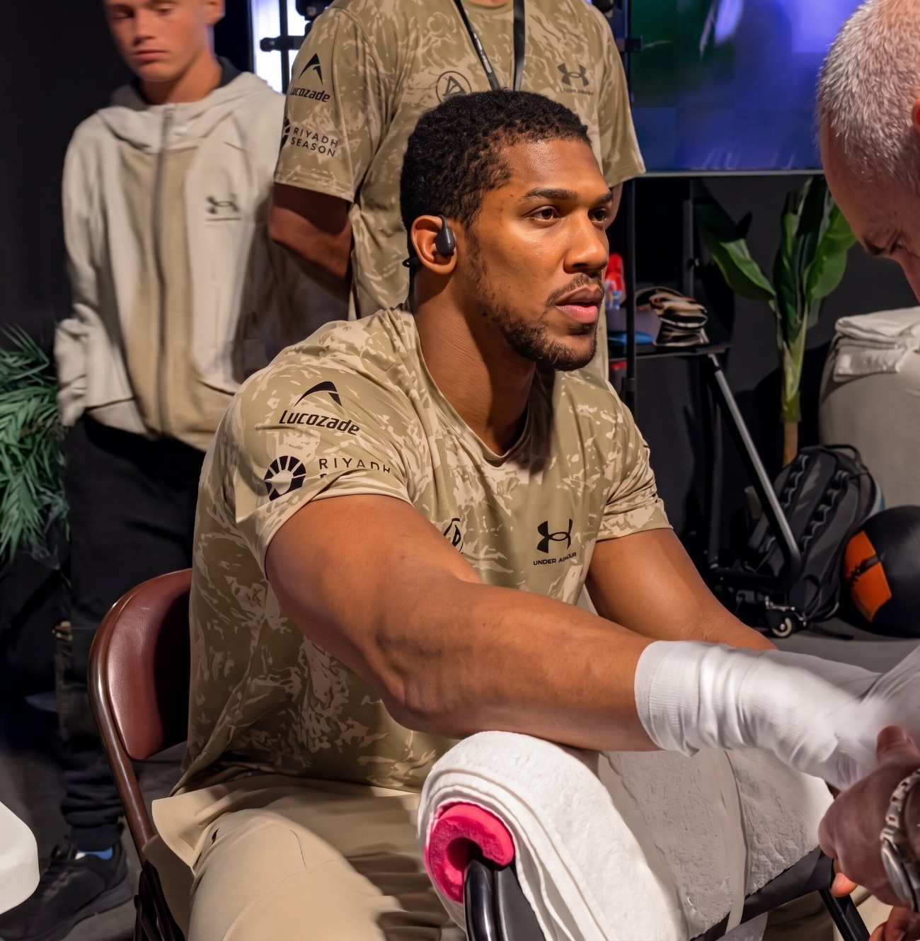 Fury-Joshua Tipped for 30 Million Netflix Viewers