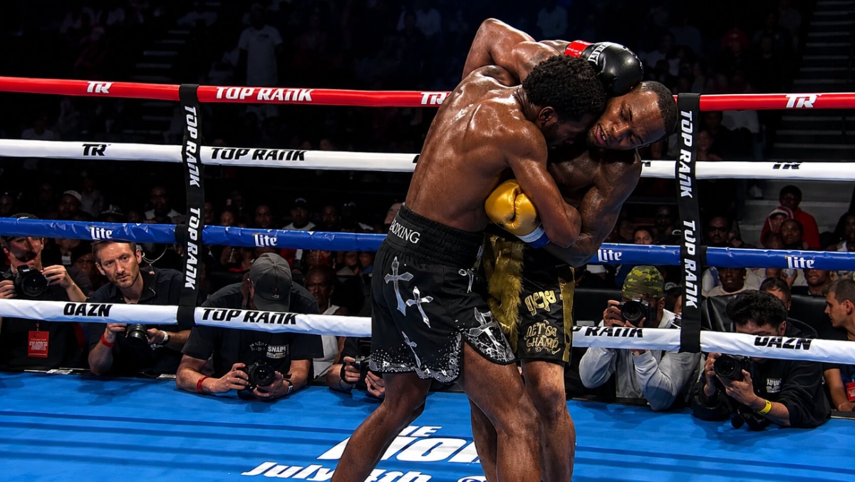 Tim Bradley Questions Keyshawn Davis’ Belief Against Haney