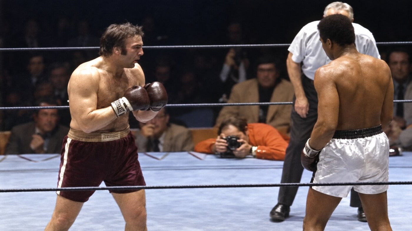 George Chuvalo, Heavyweight Iron Man, Dies at 89