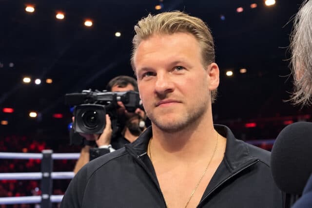 Tim Bradley Puts Ben Davison on the Chopping Block
