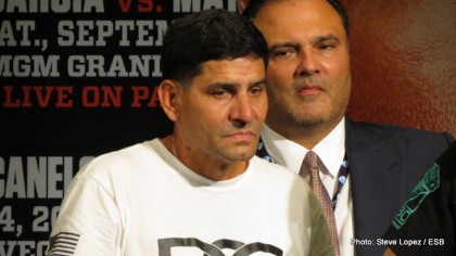 Boxing photo: Floyd Mayweather Jr, Garcia vs. Matthysse, Mayweather vs. Canelo, Saul “Canelo” Alvarez image THE ONE Post-Fight Press Conference: Aftermath, Quotes & Photos