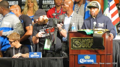Boxing photo: Floyd Mayweather Jr, Garcia vs. Matthysse, Mayweather vs. Canelo, Saul “Canelo” Alvarez image THE ONE Post-Fight Press Conference: Aftermath, Quotes & Photos