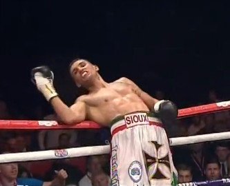 Saunders stops Blandamura; Eubank Jr destroys Jukic