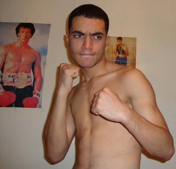 Dahou faces Valenzuela for WBC Interim Youth Welterweight title