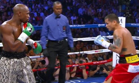 Mayweather defeats Maidana; Santa Cruz destroys Roman; Bey defeats Vazquez