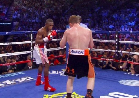 Erislandy Lara focused on Ishe Smith fight