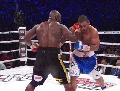 Carlos Takam Batters Mike Perez: Settles for a Draw