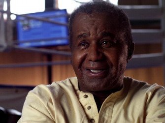 Could Emanuel Steward replace Freddie Roach for Amir Khan?